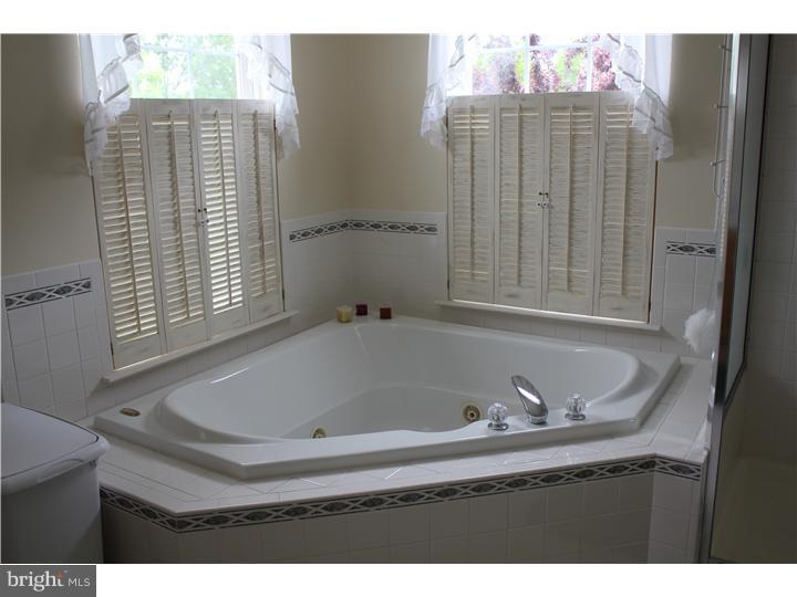 36 Normandy Road Marlton, NJ 08053 - Photo 8 of 21 Master Bathroom