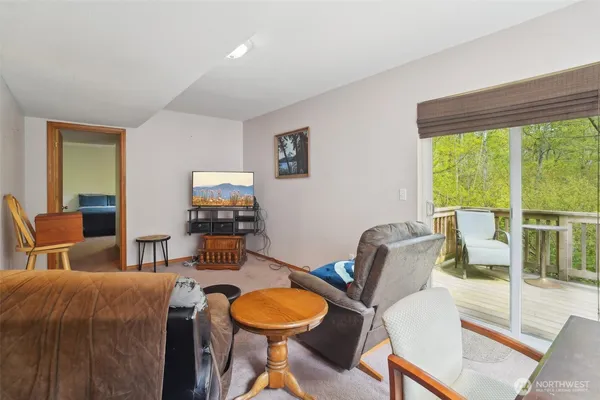 $750,000 | 3203 Lake Drive, Lake Stevens, WA 98258