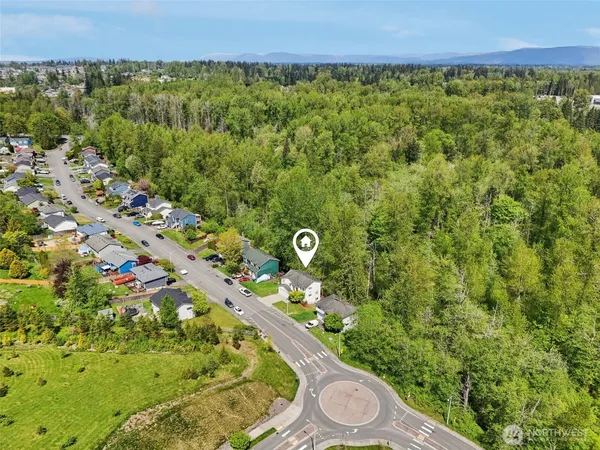 $750,000 | 3203 Lake Drive, Lake Stevens, WA 98258