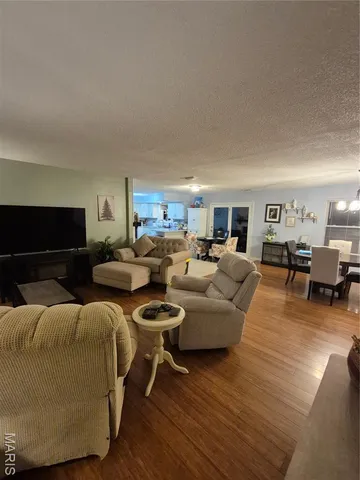 $339,900 | 151 Hunters Ridge, St. Charles, MO 63301