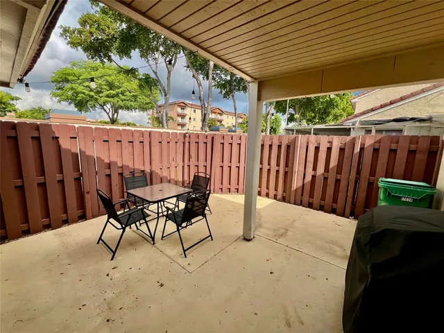 $2,690 | 17034 Northwest 66th Court, Hialeah, FL 33015