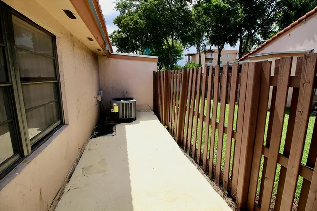 $2,690 | 17034 Northwest 66th Court, Hialeah, FL 33015