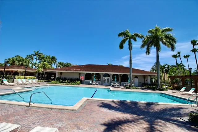 $2,690 | 17034 Northwest 66th Court, Hialeah, FL 33015