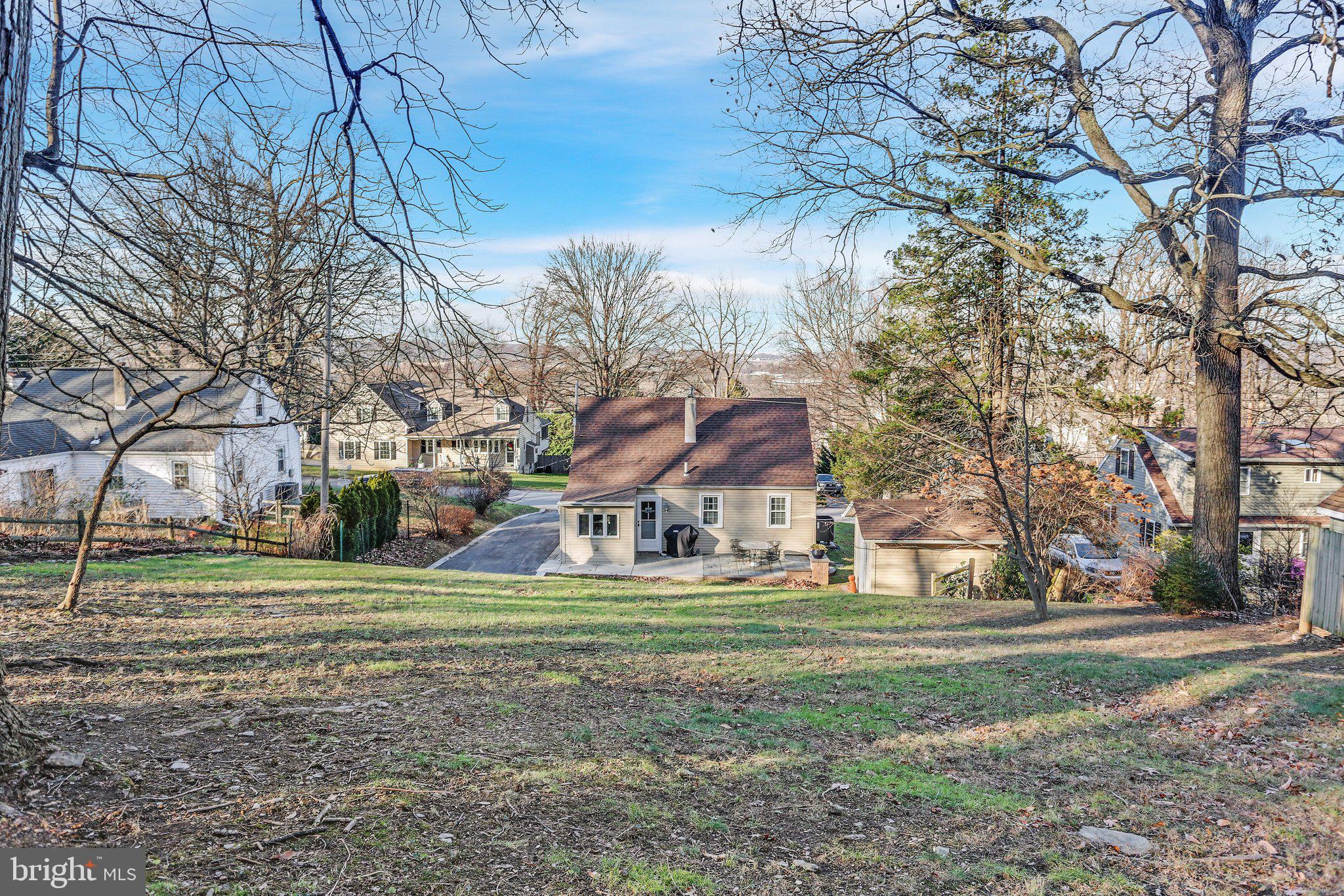 22 Fahnestock Road Malvern, PA 19355 - Photo 4 of 29 Gallery Image 4