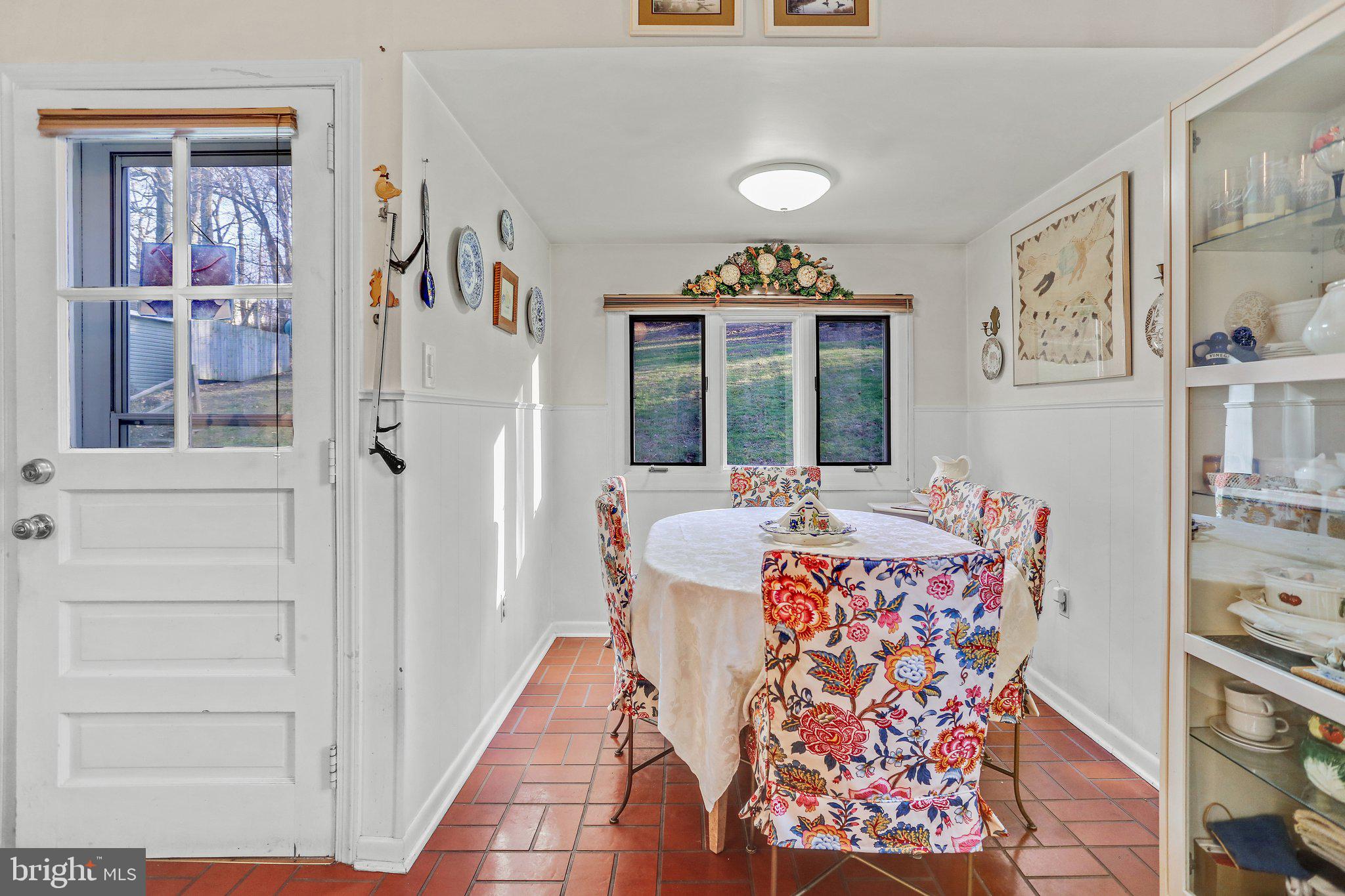 22 Fahnestock Road Malvern, PA 19355 - Photo 7 of 29 Gallery Image 7