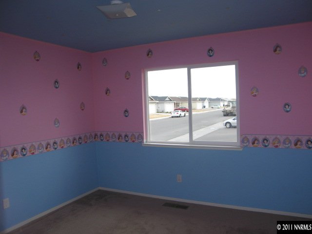 1600 Burger Road Fernley, NV 89408 - Photo 6 of 13 an empty room with a window