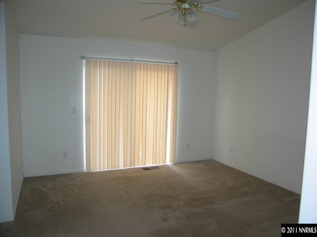 1600 Burger Road Fernley, NV 89408 - Photo 8 of 13 an empty room with a window