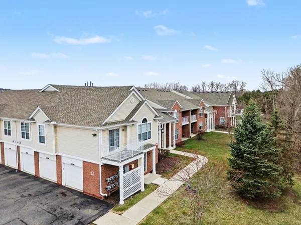 $275,000 | 16096 Morningside, Northville, MI 48168