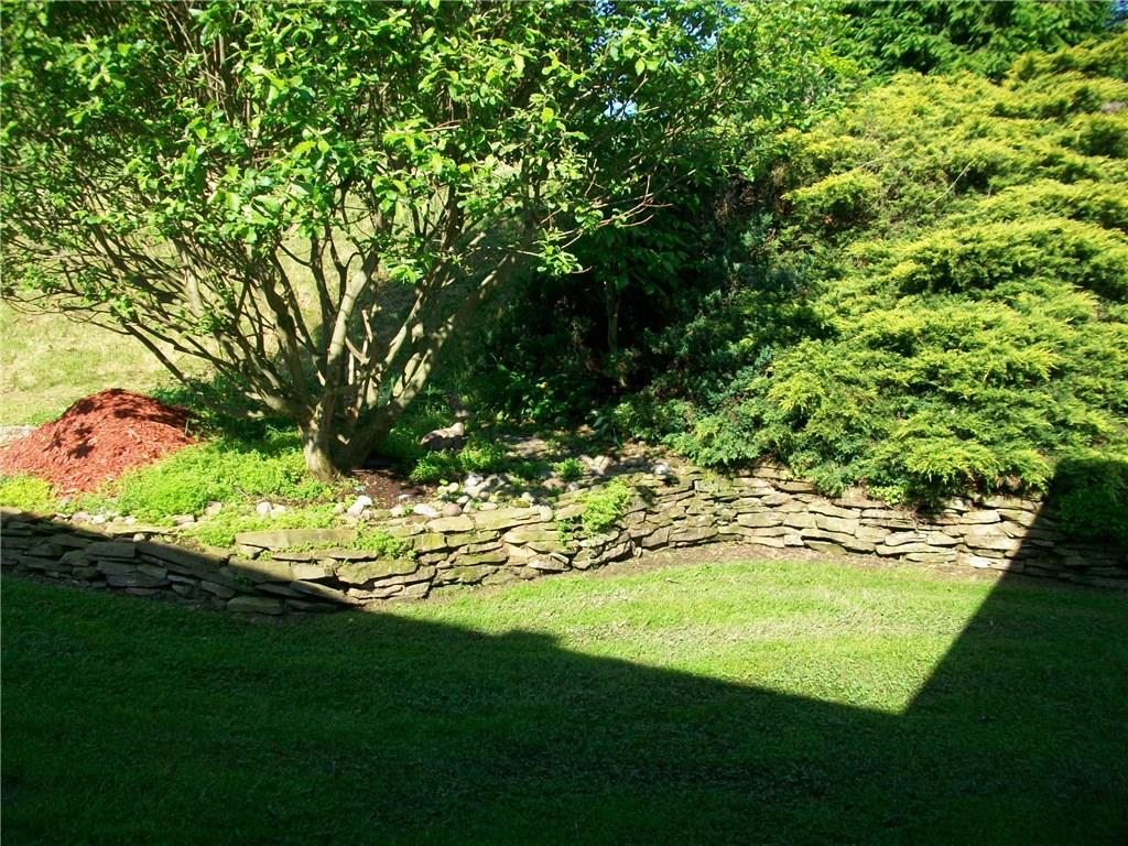 308 Finley Road Plum, PA 15239 - Photo 8 of 22