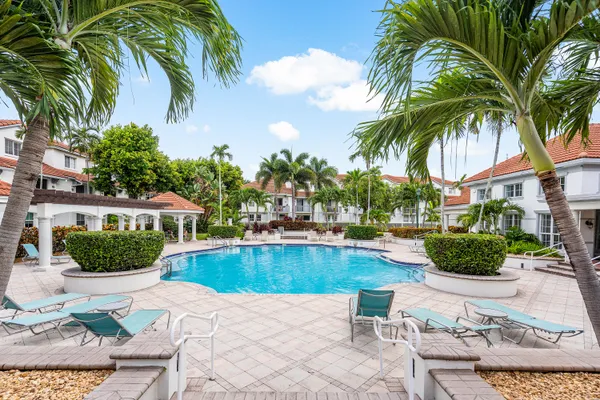 $409,500 | 2052 Alta Meadows Lane, Unit 2212, Delray Beach, FL 33444