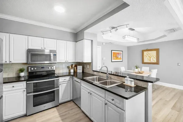 $409,500 | 2052 Alta Meadows Lane, Unit 2212, Delray Beach, FL 33444