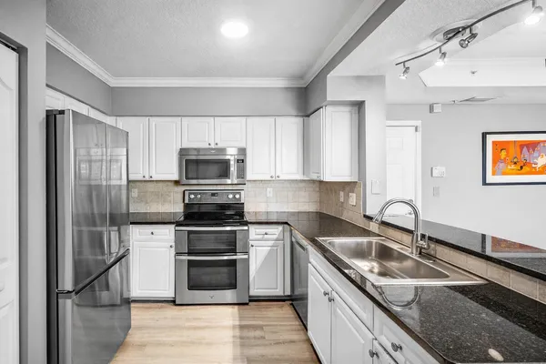 $409,500 | 2052 Alta Meadows Lane, Unit 2212, Delray Beach, FL 33444