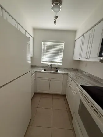 $1,650 | 237 Southeast Park Street, Unit A, Dania Beach, FL 33004