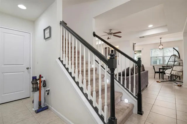 a view of entryway and hall