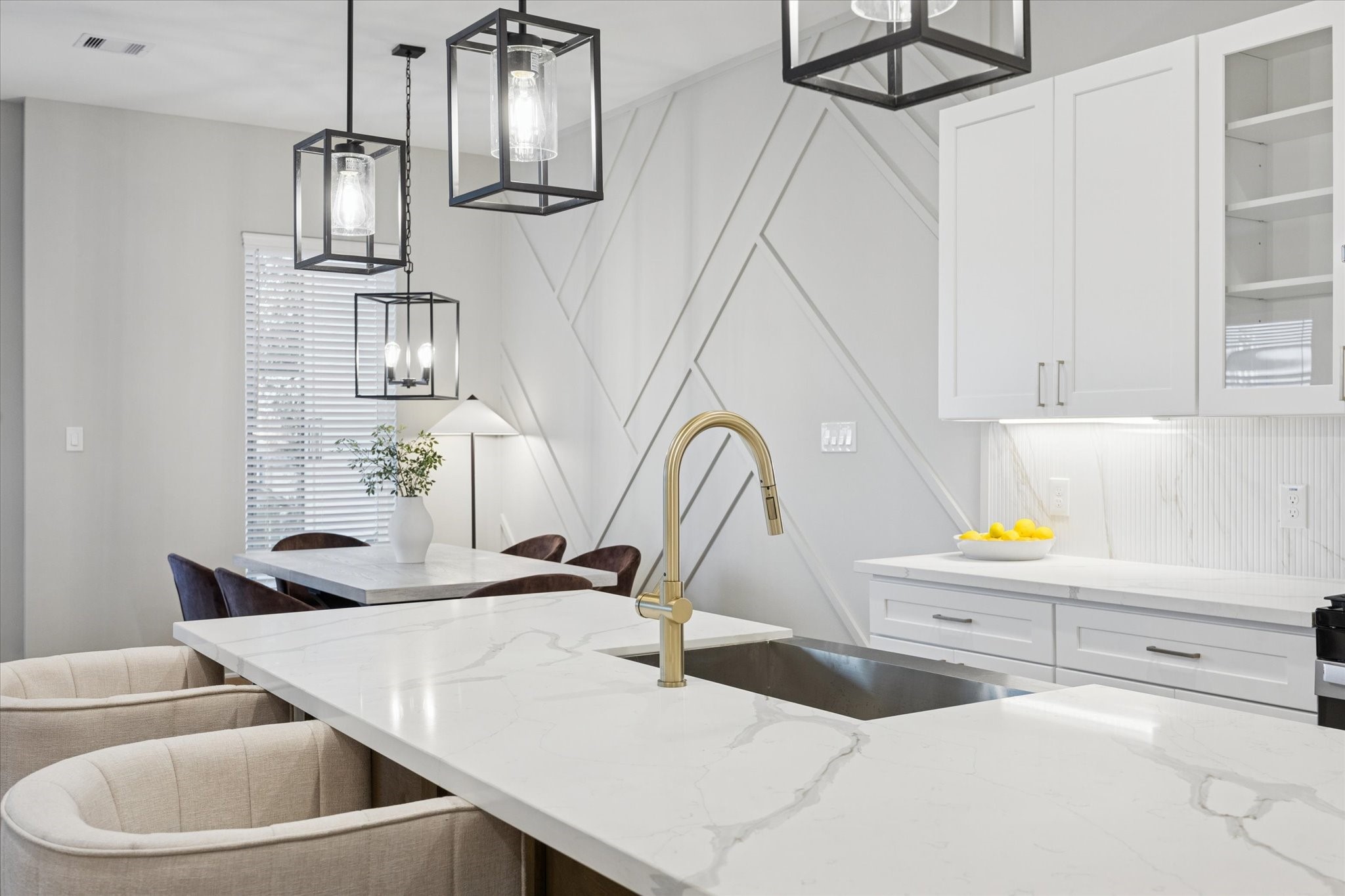 719 Thornton Road, Unit C Houston, TX 77018 - Photo 9 of 45 a bathroom with a sink and a mirror