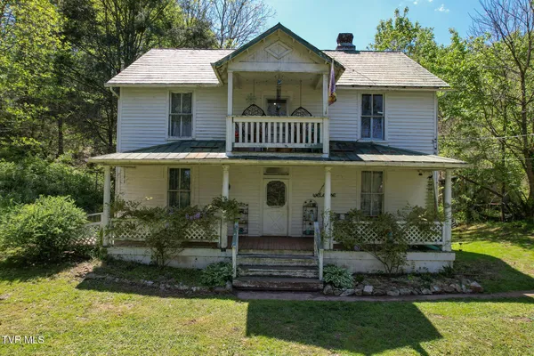 $299,000 | 2170 Saltville Highway, Saltville, VA 24370