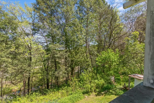 $299,000 | 2170 Saltville Highway, Saltville, VA 24370