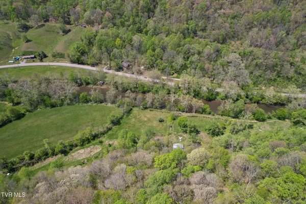 $299,000 | 2170 Saltville Highway, Saltville, VA 24370