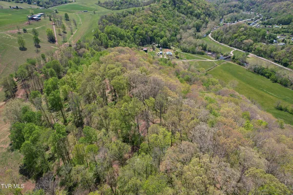 $299,000 | 2170 Saltville Highway, Saltville, VA 24370
