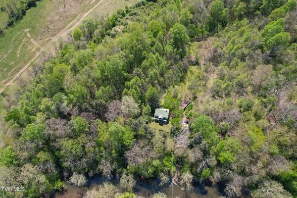 $299,000 | 2170 Saltville Highway, Saltville, VA 24370
