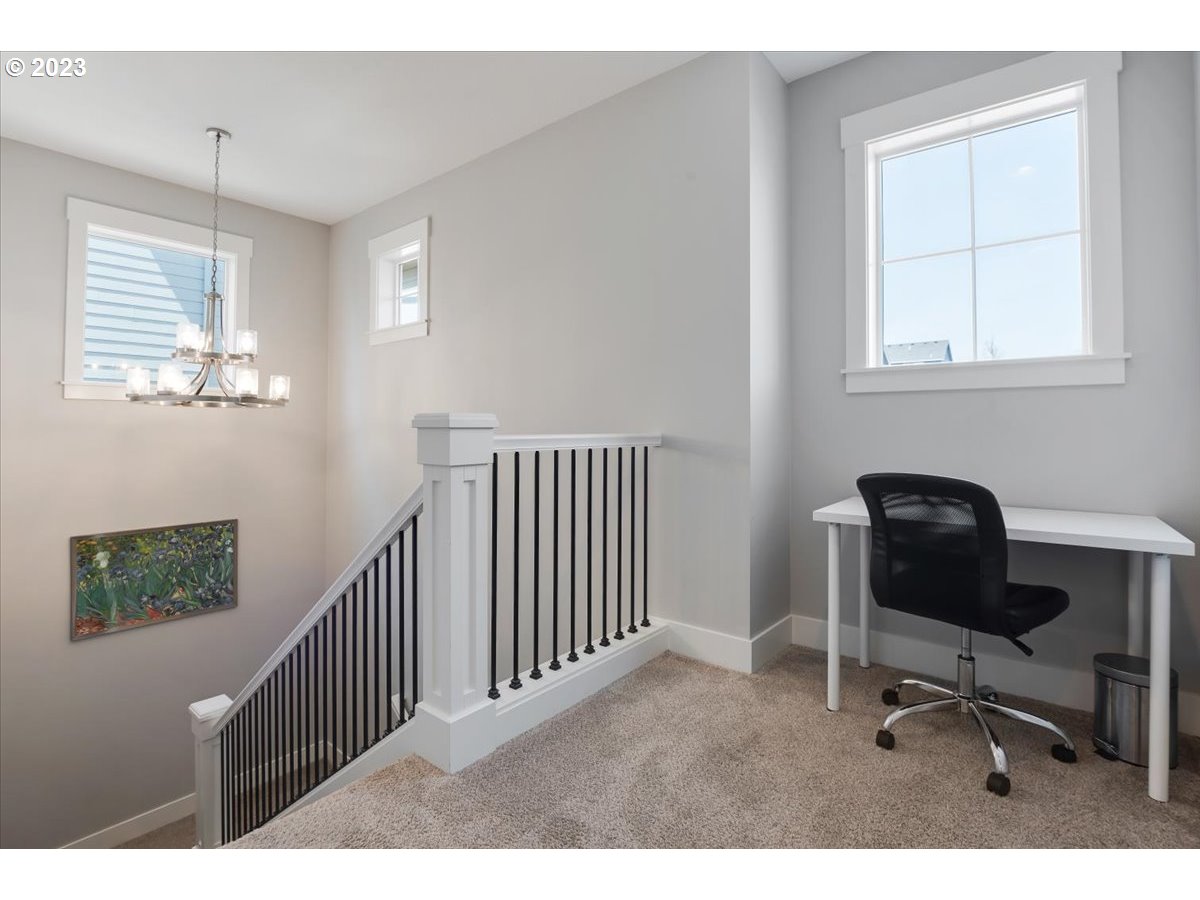 2754 Northwest Inna Avenue Salem, OR 97304 - Photo 16 of 36 a workspace with a window