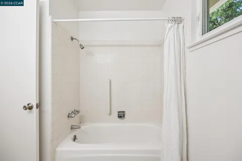 $1,395,000 | 135 Canon Drive, Orinda, CA 94563