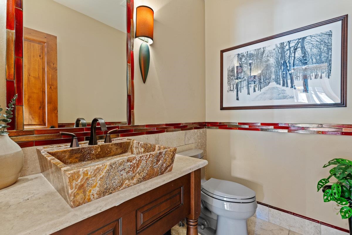 610 Joseph Bernard Truckee, CA 96161 - Photo 18 of 21 a bathroom with a sink and a mirror