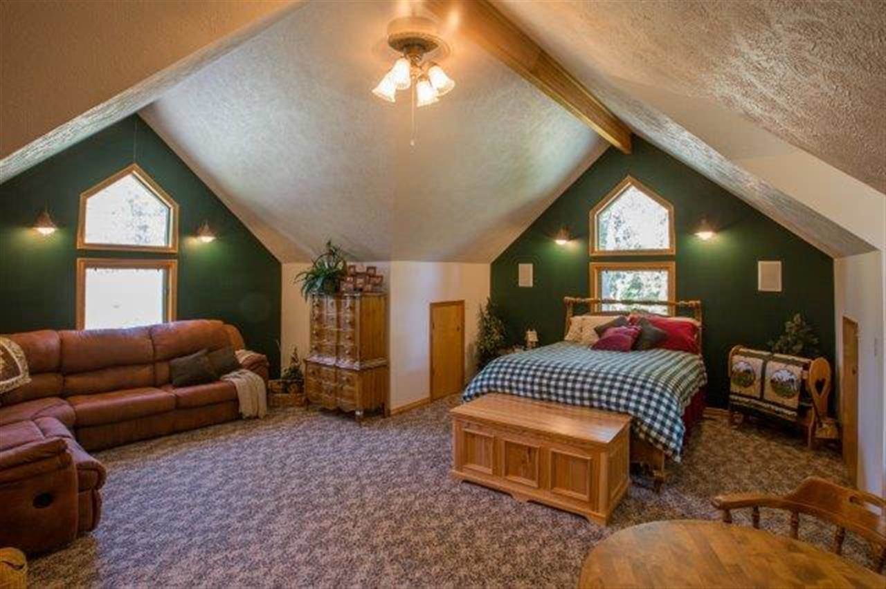 9902 East Little Deep Creek Road Colbert, WA 99005 - Photo 10 of 20