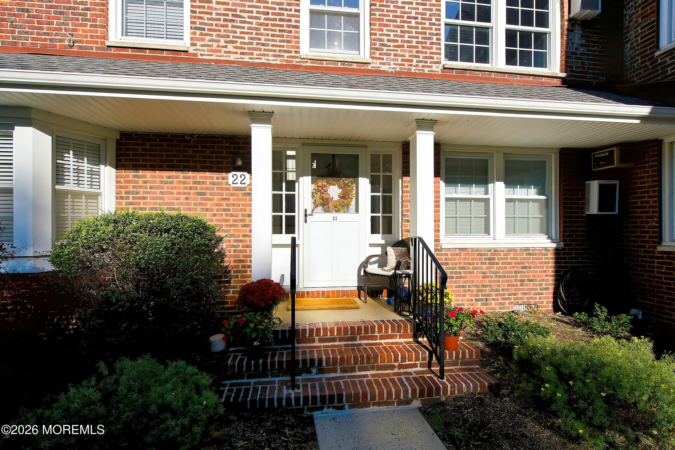 22 Pinckney Road, Unit D Red Bank, NJ 07701 - Photo 1 of 20 Front Entrance