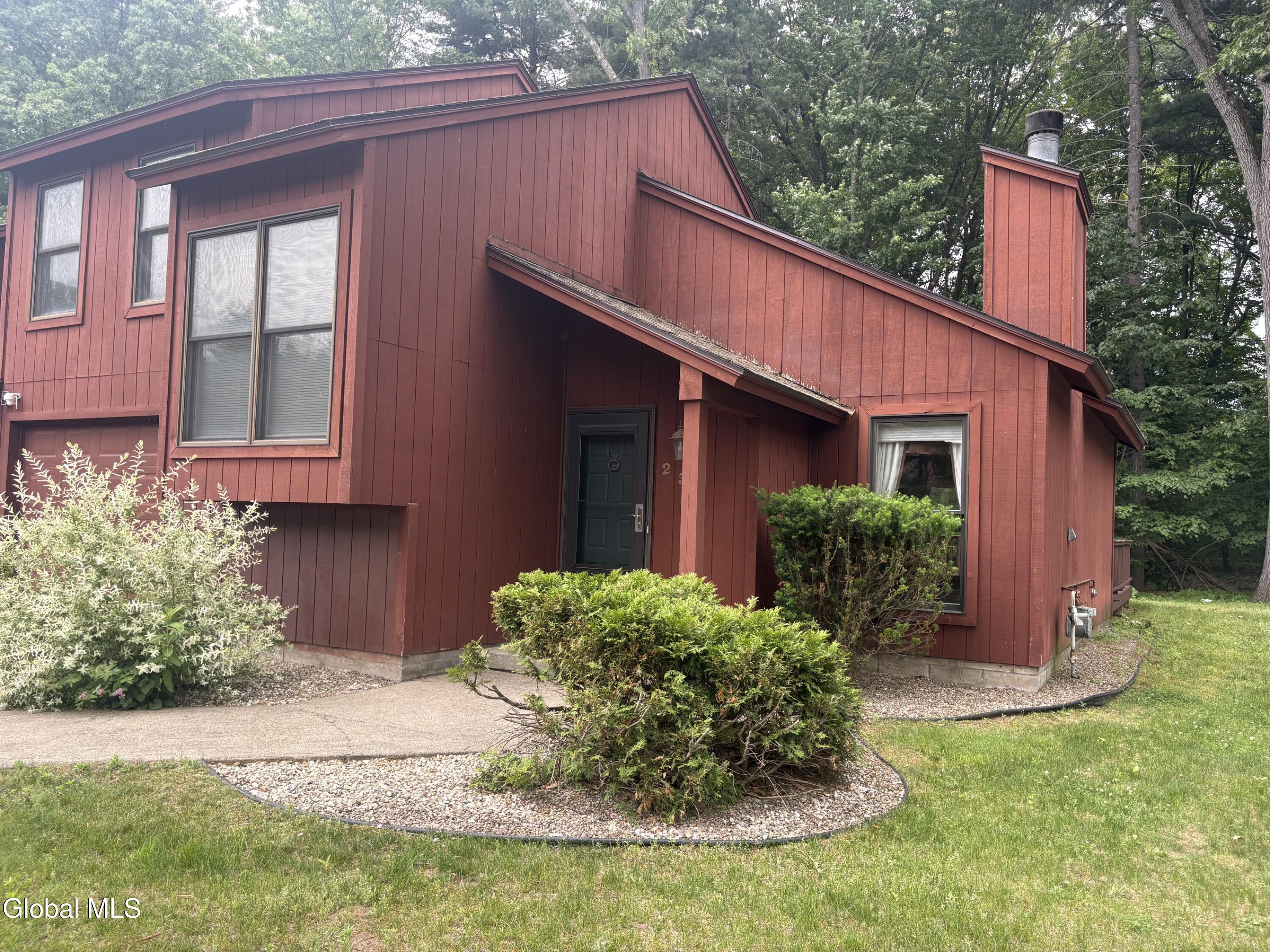 237 Thimbleberry Road Malta, NY 12020 - Photo 1 of 54 237 front
