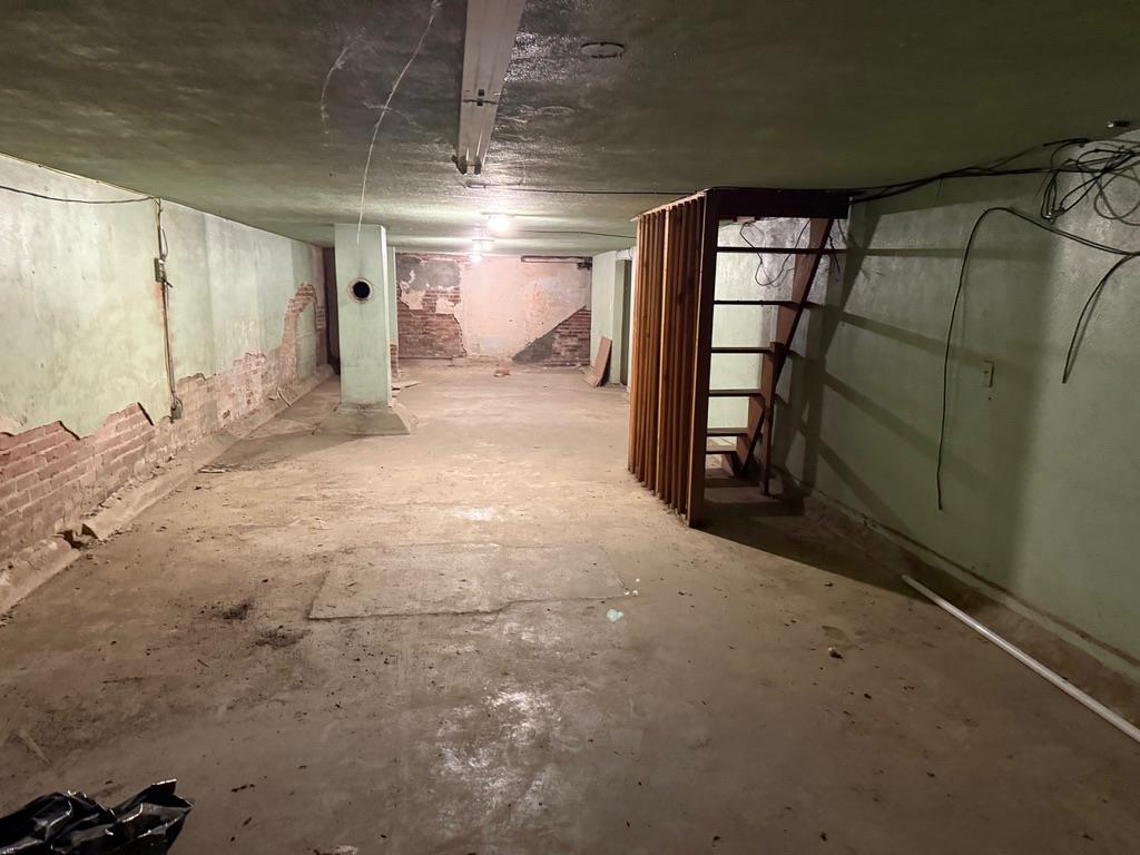 533 Reeves Avenue Yuba City, CA 95991 - Photo 30 of 36 Unfinished Basement