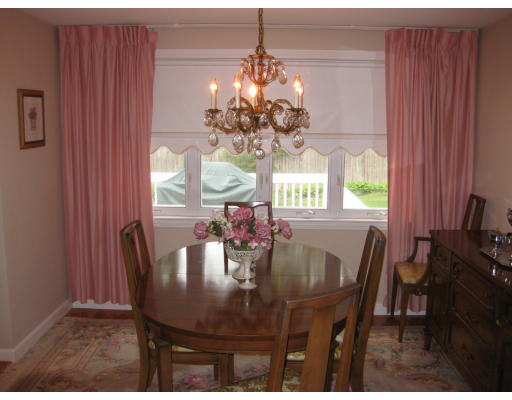 58 Gerald Road Milton, MA 02186 - Photo 3 of 15 Gallery Image 3