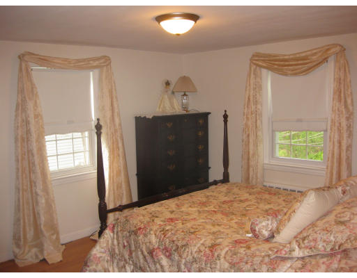 58 Gerald Road Milton, MA 02186 - Photo 9 of 15 Gallery Image 9