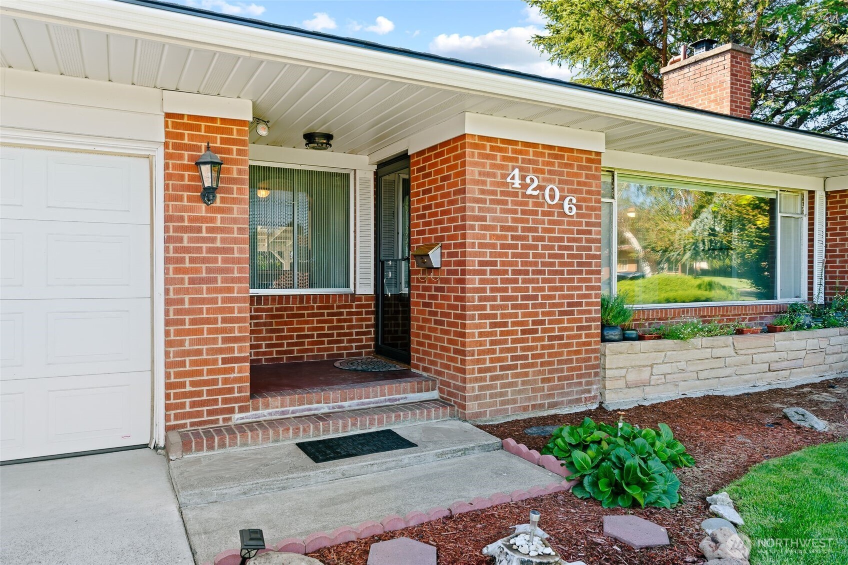 4206 Snowmountain Road Yakima, WA 98908 - Photo 4 of 30 Gallery Image 4