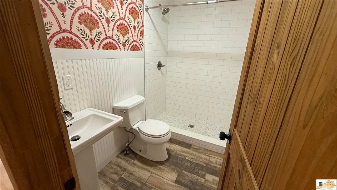 439 Spout Springs Road Knifley, KY 42753 - Photo 13 of 92 Gallery Image 13