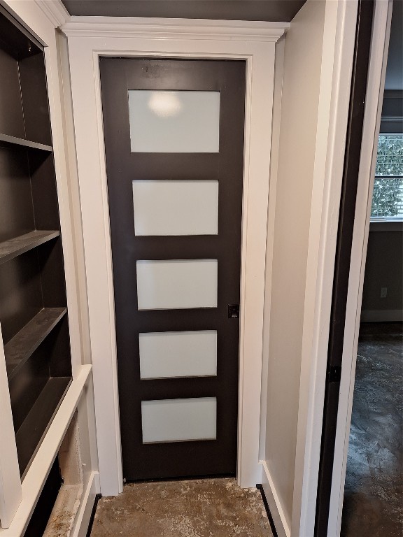 1012 Rutland Street, Unit 1 Houston, TX 77008 - Photo 6 of 16 a view of a hallway