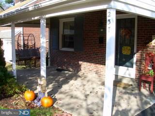 237 Signal Road Drexel Hill, PA 19026 - Photo 3 of 6