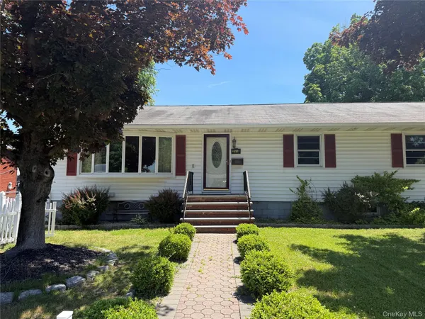 $3,500 | 2518 South Avenue, Unit 1, Wappingers Falls, NY 12590