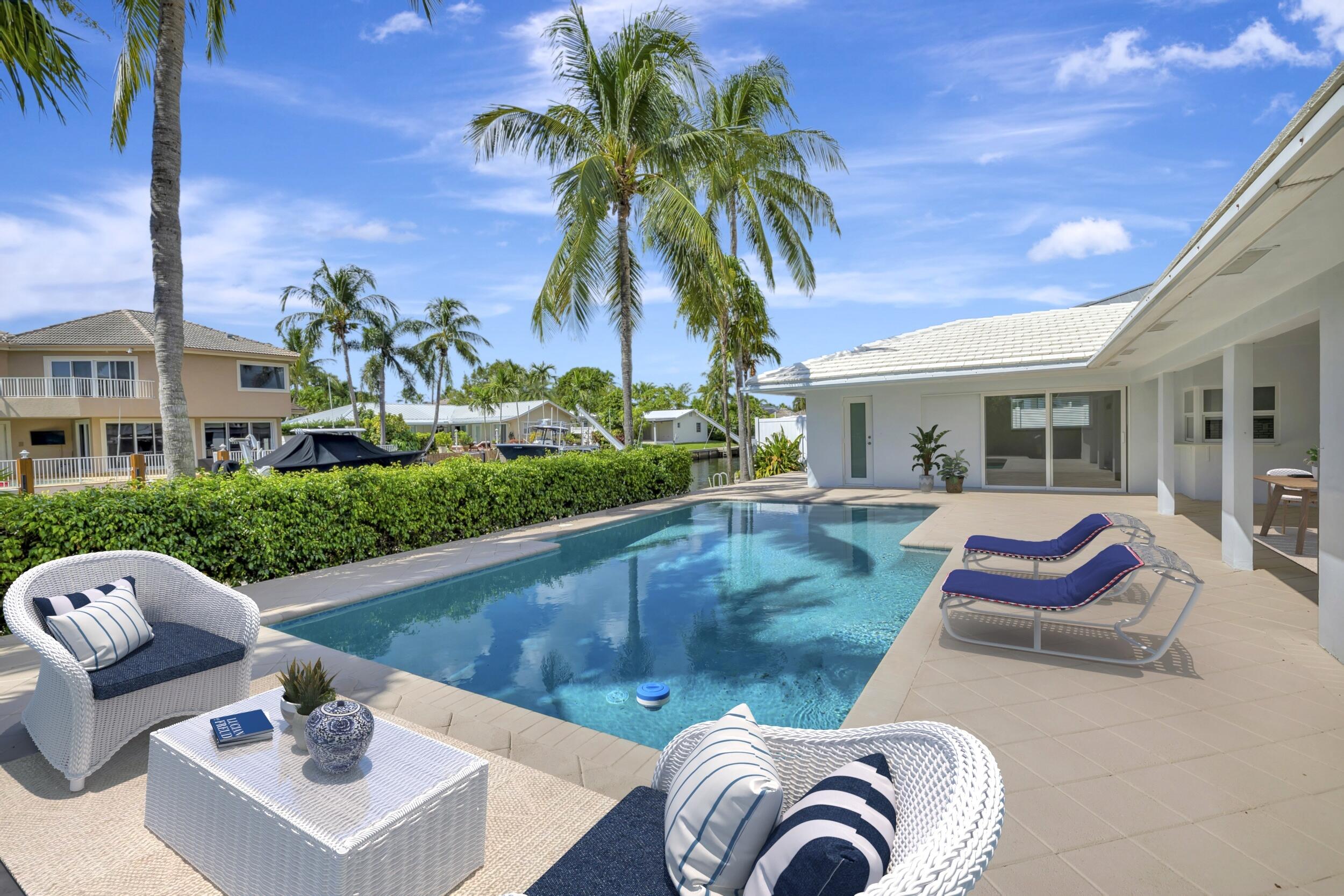 800 Berkley Street Boca Raton, FL 33487 - Photo 5 of 55 1695392915784696534_17_3w7a6368_vs