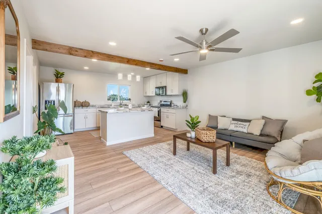 $1,165,000 | 180 Hoomoku Street, Kahului, HI 96732