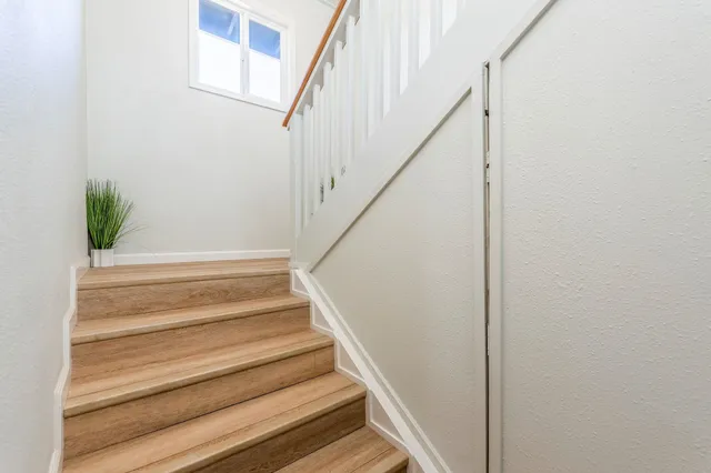 $1,165,000 | 180 Hoomoku Street, Kahului, HI 96732