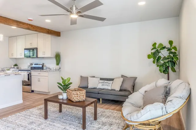 $1,165,000 | 180 Hoomoku Street, Kahului, HI 96732