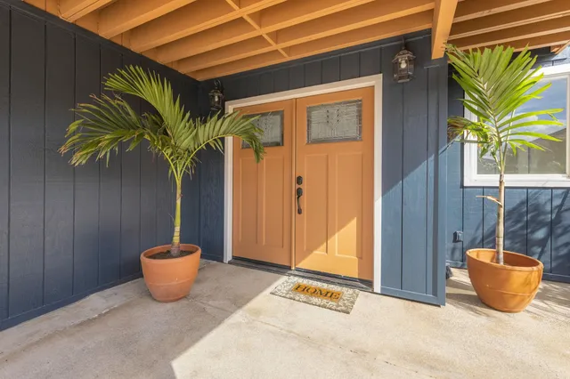 $1,165,000 | 180 Hoomoku Street, Kahului, HI 96732