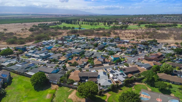 $1,165,000 | 180 Hoomoku Street, Kahului, HI 96732