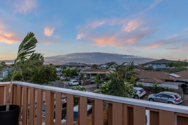 $1,165,000 | 180 Hoomoku Street, Kahului, HI 96732