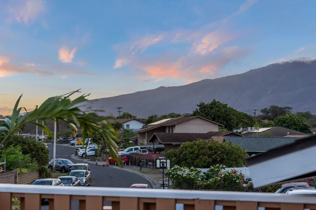 $1,165,000 | 180 Hoomoku Street, Kahului, HI 96732