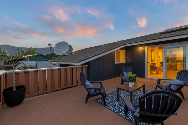 $1,165,000 | 180 Hoomoku Street, Kahului, HI 96732