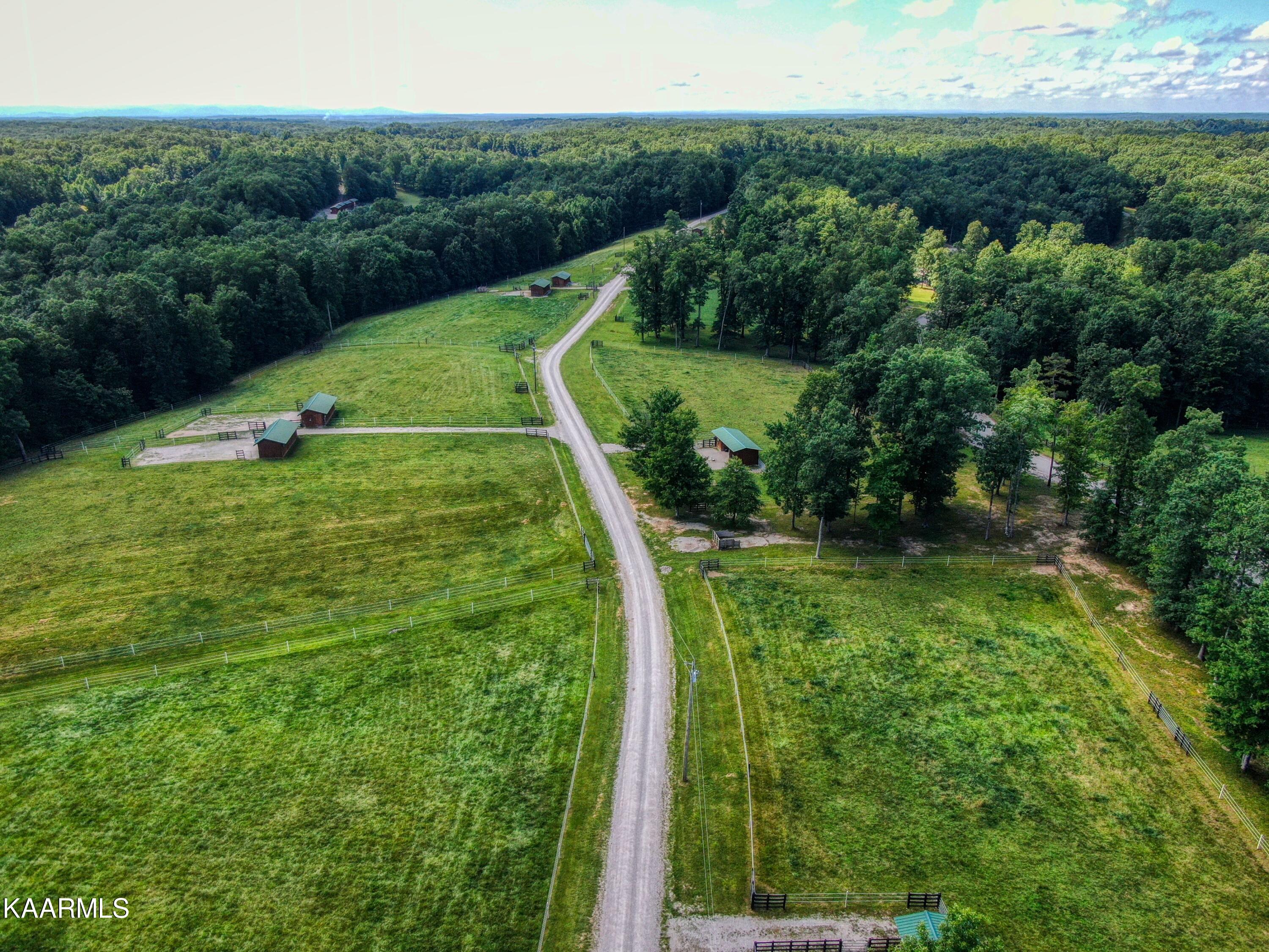 40 Grandview Way Jamestown, TN 38556 - Photo 10 of 11 6