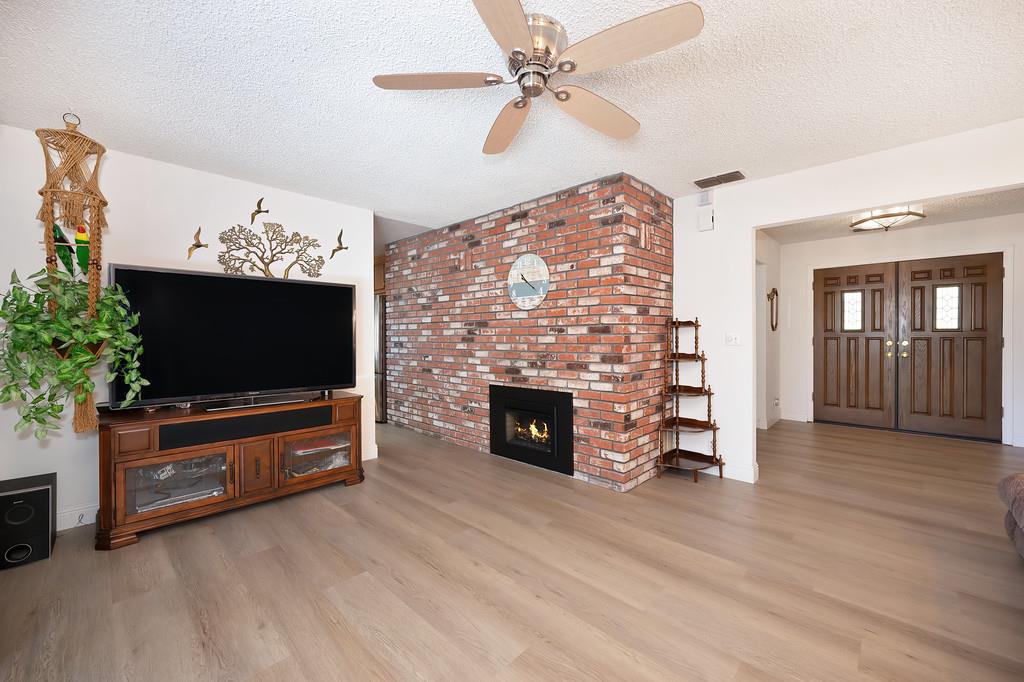 8798 Caselman Road Sacramento, CA 95828 - Photo 11 of 57