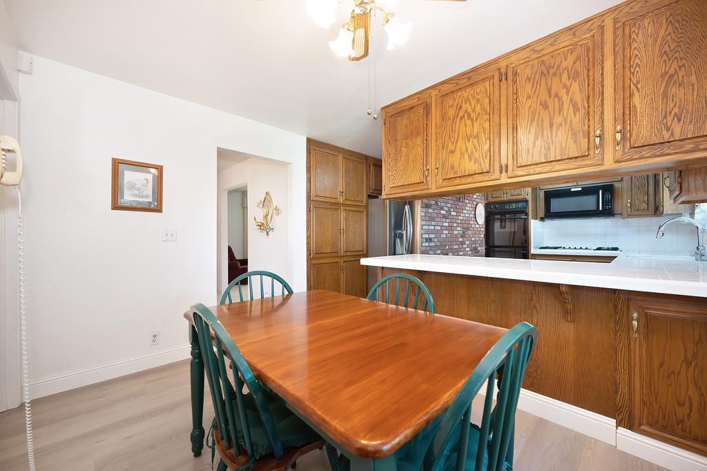 8798 Caselman Road Sacramento, CA 95828 - Photo 18 of 57